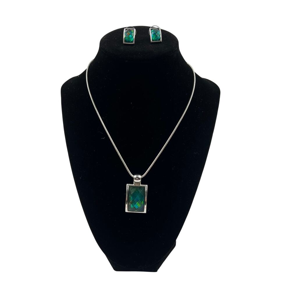 Vintage 90's Liz Clairborne Green Aqua Beveled Cut Pendant Necklace & Earrings